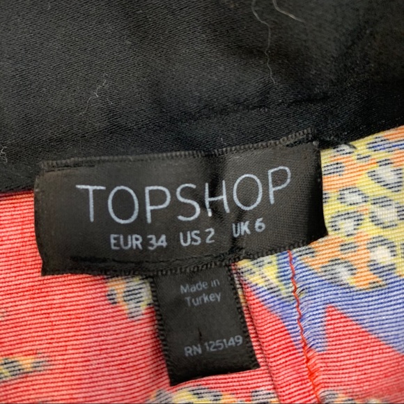 TopShop mini skirt. - Picture 3 of 4